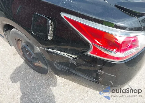 2015 Nissan Altima 2.5 S from USA, damaged, VIN 1N4AL3AP3FC203325